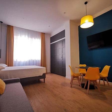 Cattaro 65 - Flexible Check-In Apartments Bari Luaran gambar