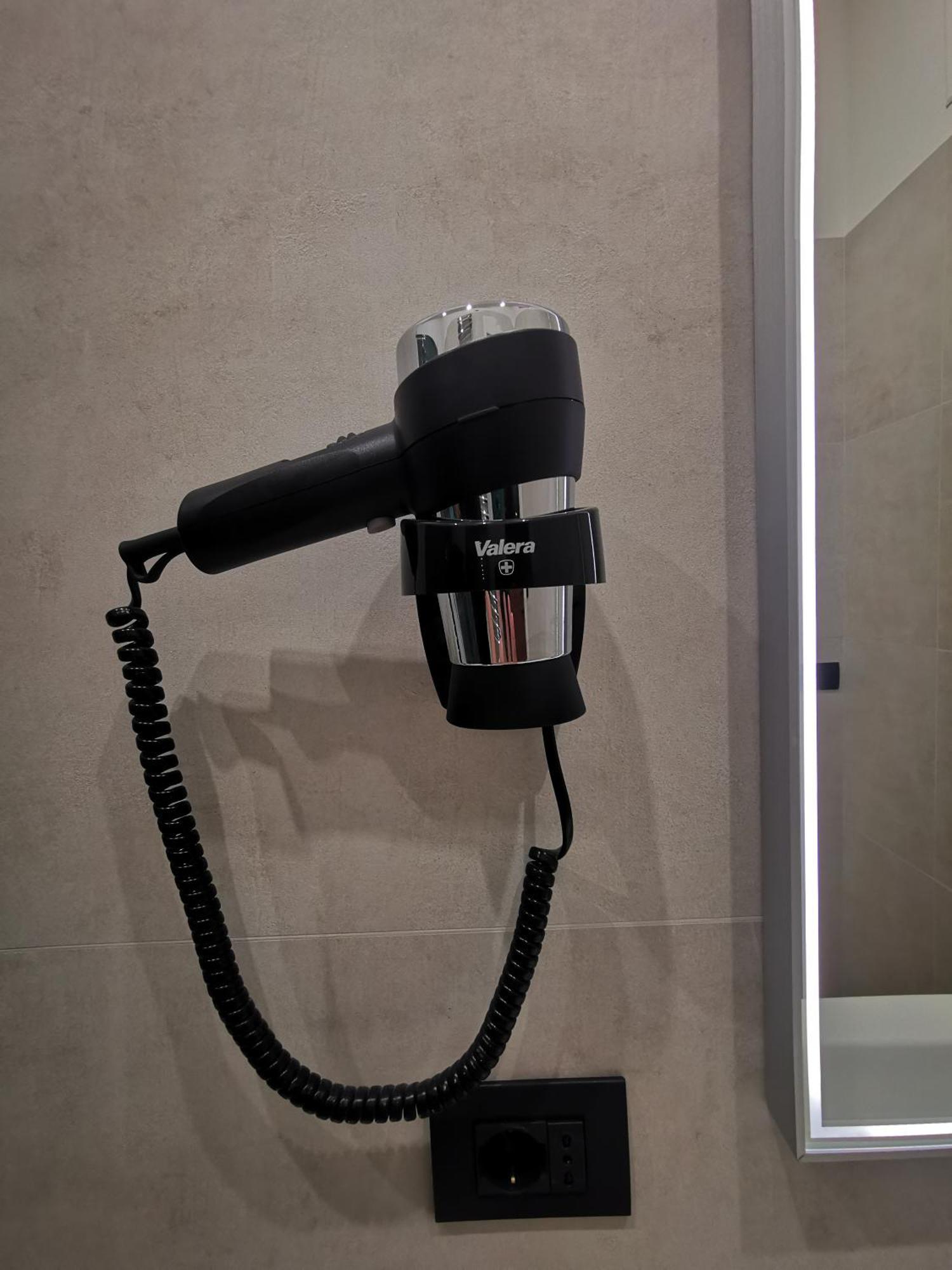 Cattaro 65 - Flexible Check-In Apartments Bari Luaran gambar