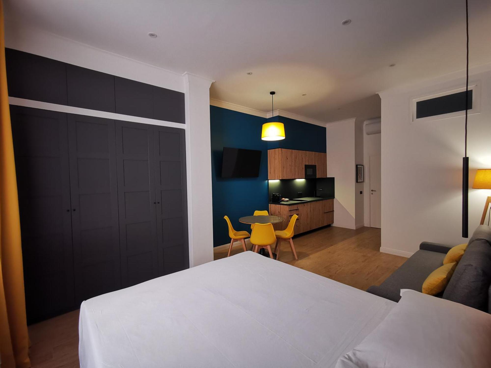 Cattaro 65 - Flexible Check-In Apartments Bari Luaran gambar