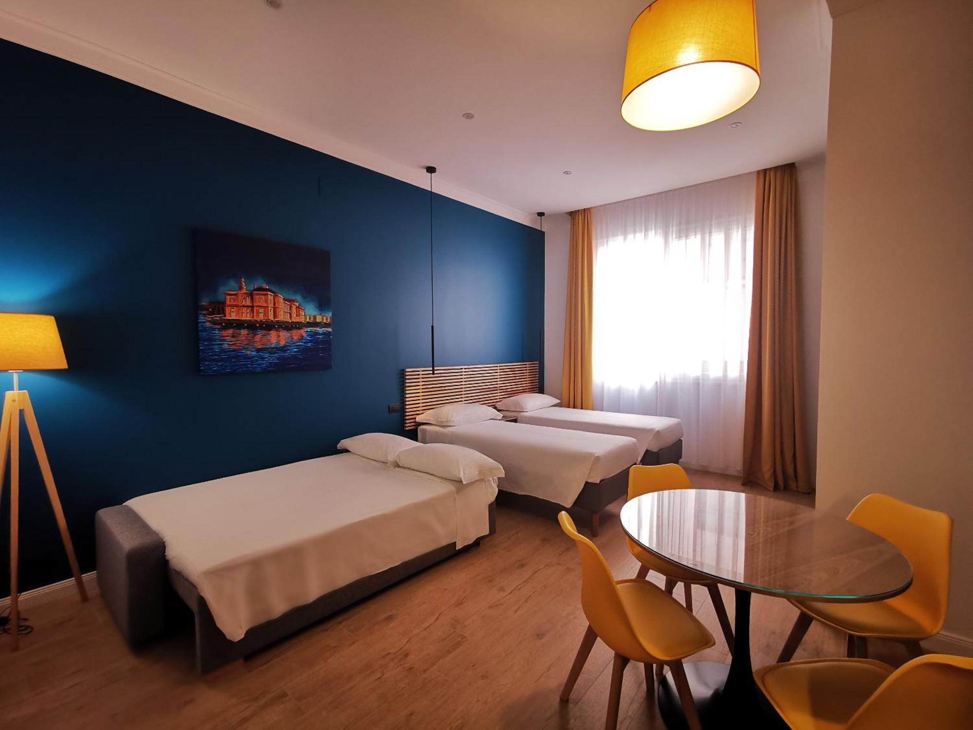 Cattaro 65 - Flexible Check-In Apartments Bari Luaran gambar
