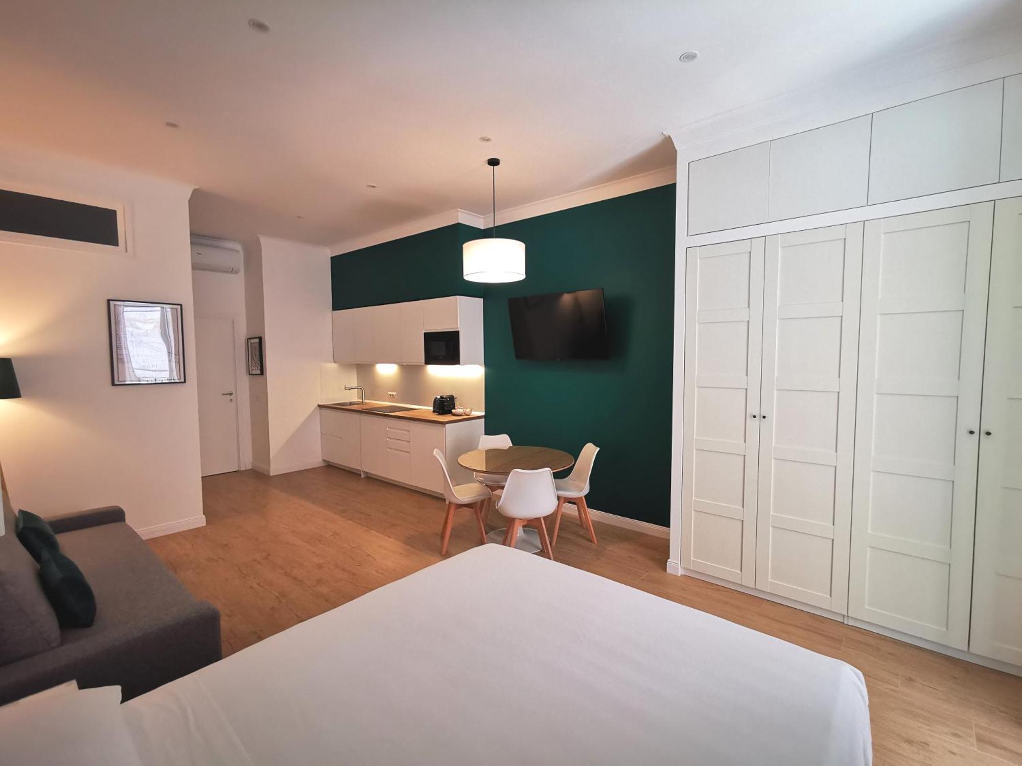 Cattaro 65 - Flexible Check-In Apartments Bari Luaran gambar